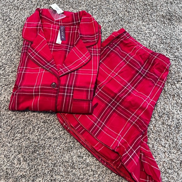 Adore Me Other - NEW Adore Me Cecelia Plaid pajama set. Size medium. Retails $50